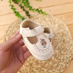 پاپوش نقلی لوکس گلدوزی دار گل کرم nilu