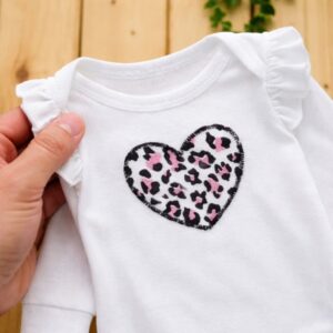 بادی شلوار پنبه کبریتی قلب سفید پلنگی