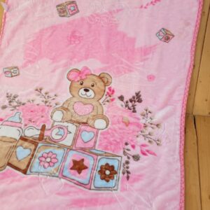 پتو گلبافت سایز بزرگ دولایه طرح خرس و شیشه شیر صورتی