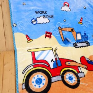 پتو گلبافت سایز بزرگ دولایه طرح تراکتور آبی کرم